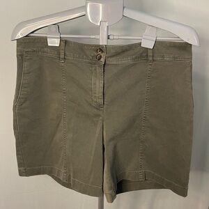 J Jill green‎ chino shorts size 12